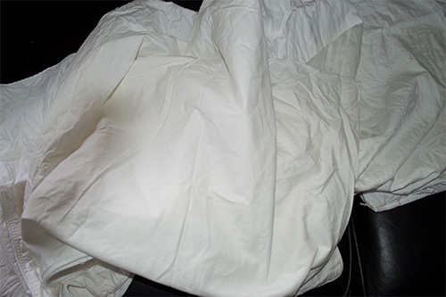 how to get your yellowed sheets white again how to bleach white sheets